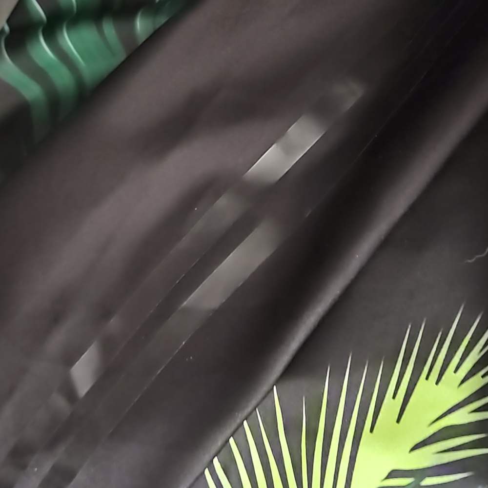 *NWT Ultracor The Wilds Air Jacket - Picture 3 of 4